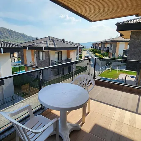 ヴィラ Cesur C4 Oezel Havuzlu