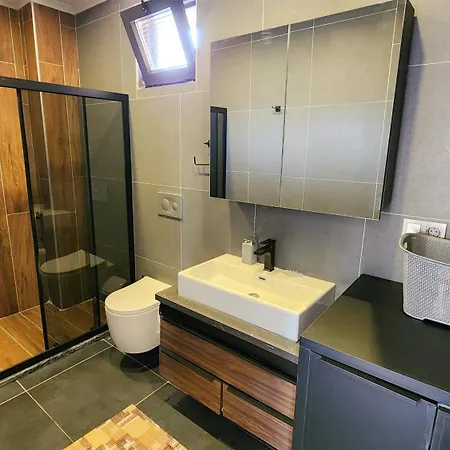 Cesur C4 Oezel Havuzlu ヴィラ *